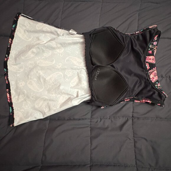 Lands' End High Neck Modest Tank Tankini Swimsuit Top - Size: 2 - NWT - Picture 7 of 10